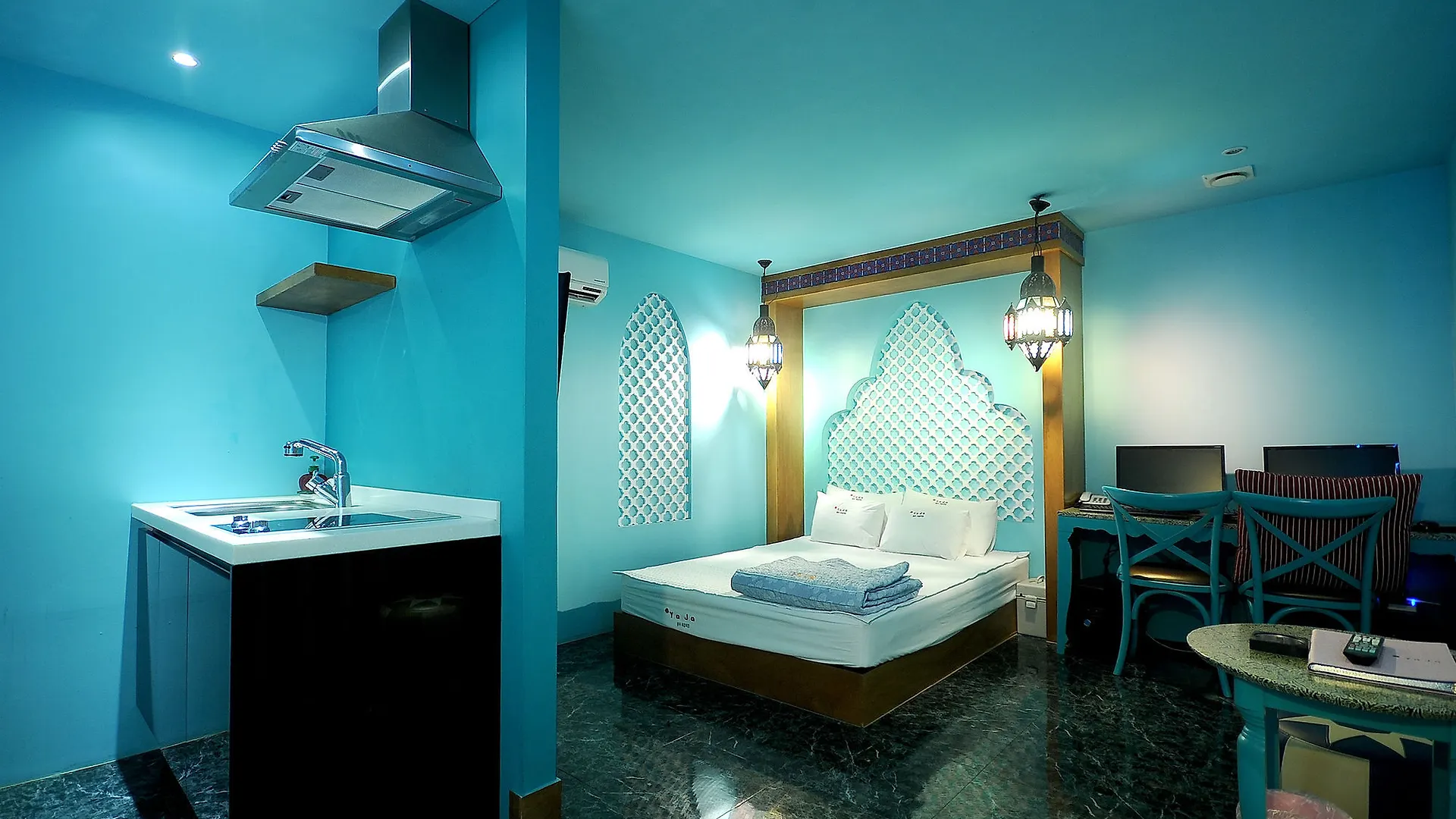 Hotel 1 Night 2 Days Jagalchi Busan 2*,  South Korea