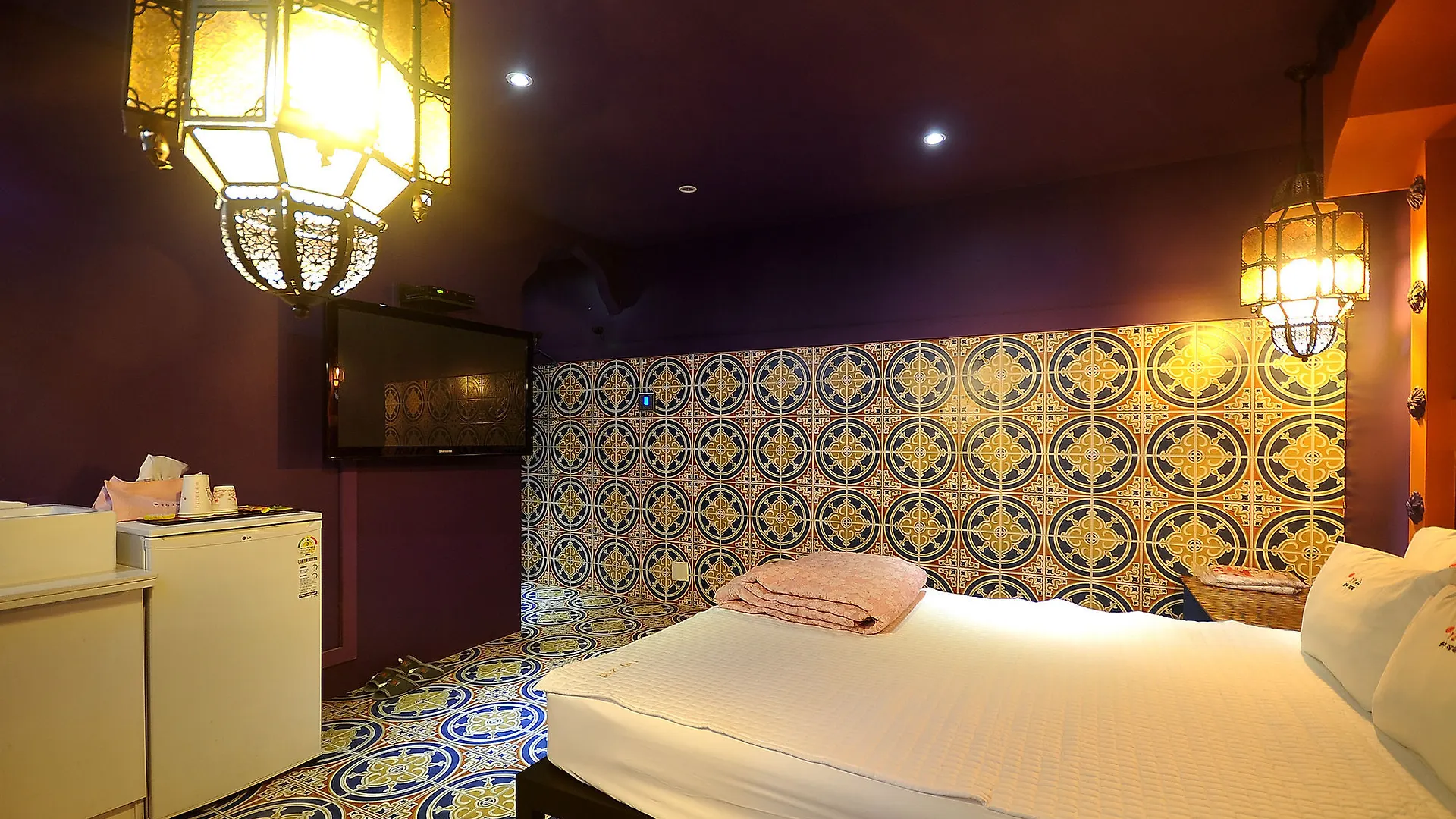 Hotel 1 Night 2 Days Jagalchi Busan